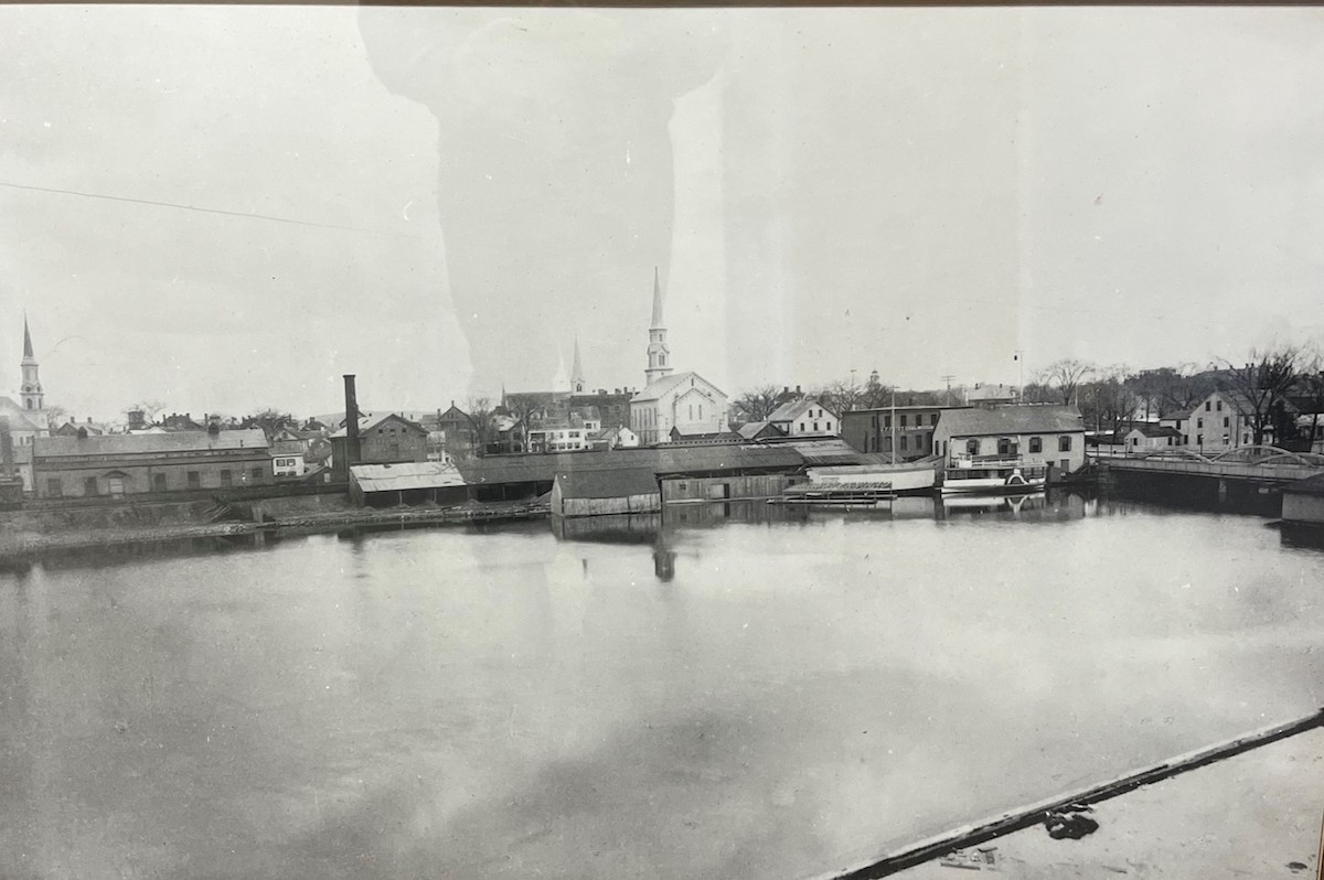 historical photo of the Moody Street Bridge in Waltham